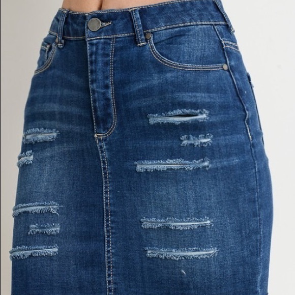 Denim mini skirt - Picture 1 of 3